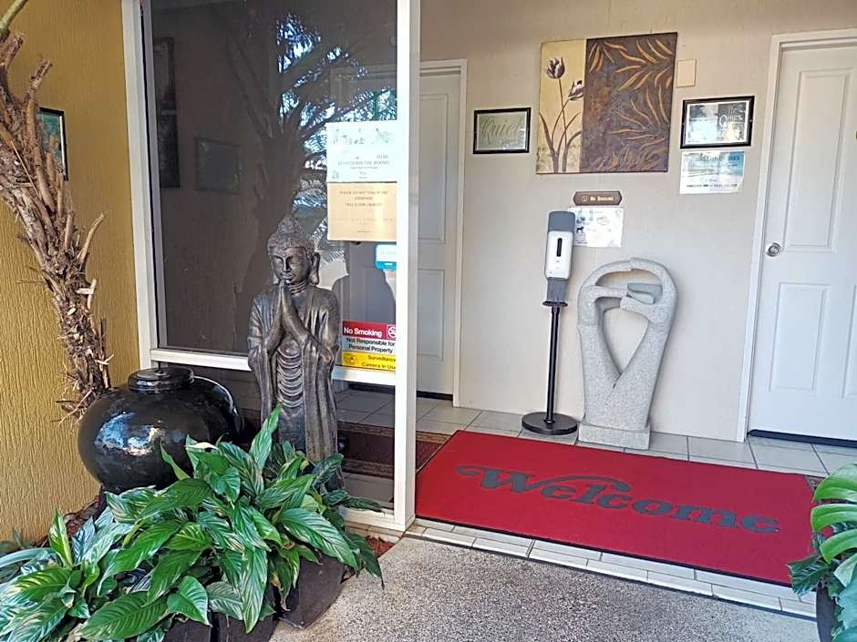 Admiral Nelson Motor Inn