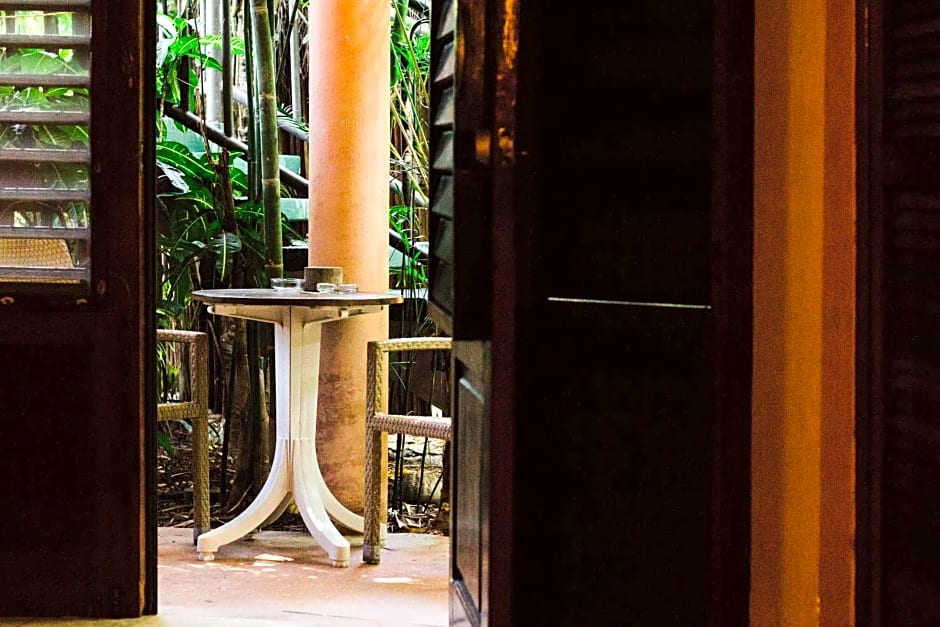 Cocos Cabañas Playa del Carmen Adults Only