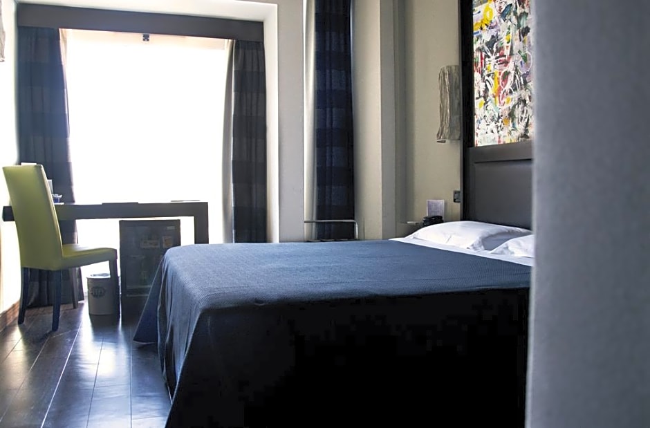 Twenty One Hotel