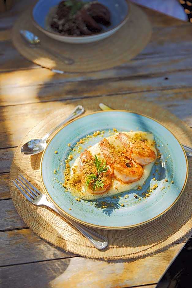 Casa Vista Mar de Luxo com Serviços Inclusos