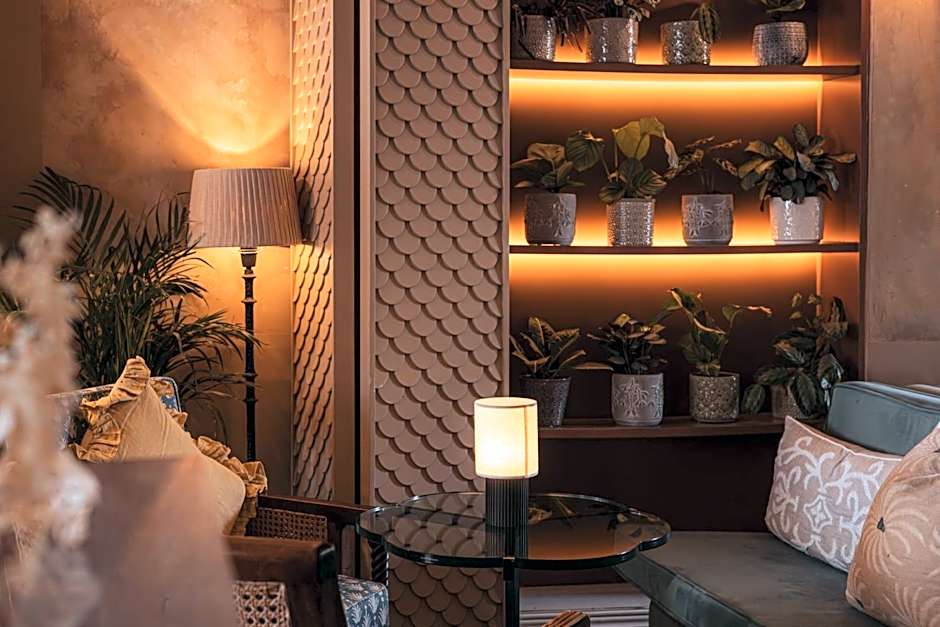 No 15 by GuestHouse, Bath