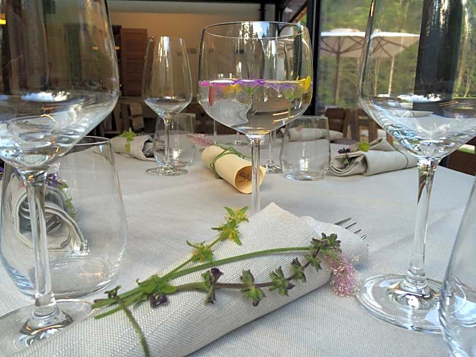 Chalet Tovel - Mountain Lake