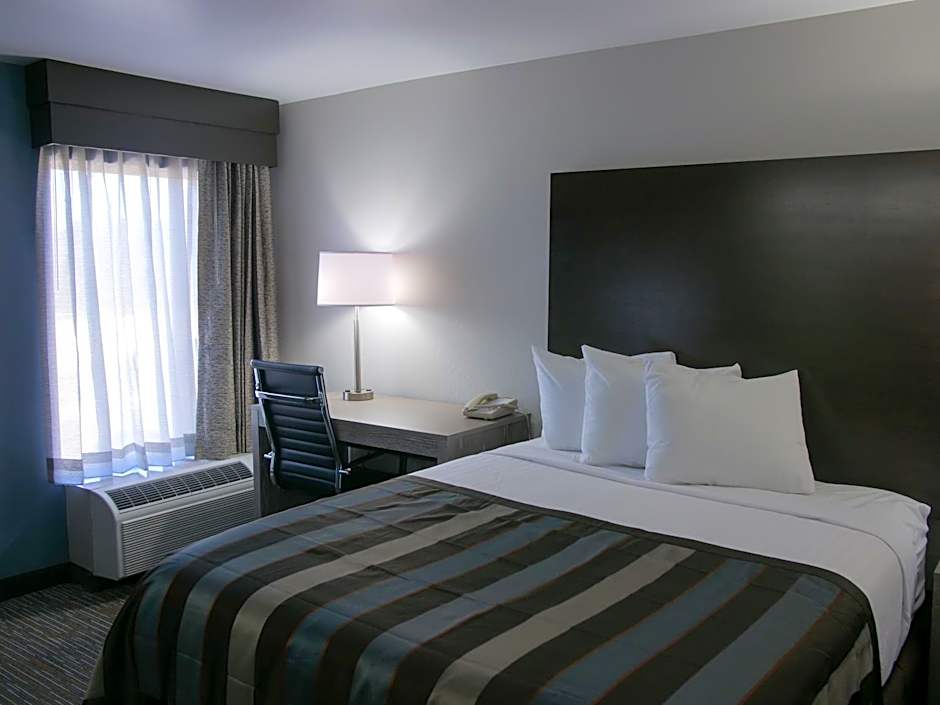 Wingate by Wyndham Louisville Airport Expo Center