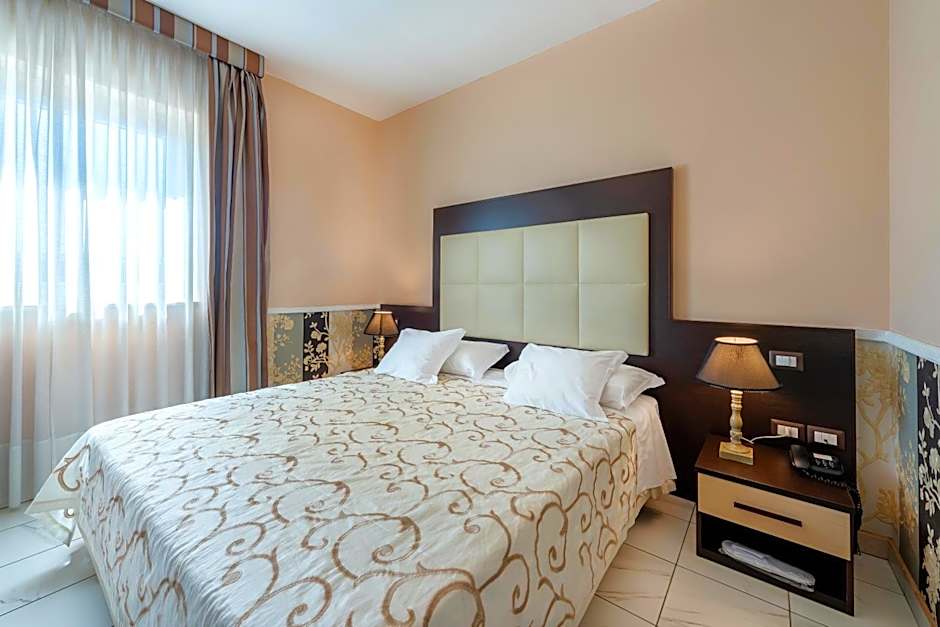 Hotel De La Ville Relais