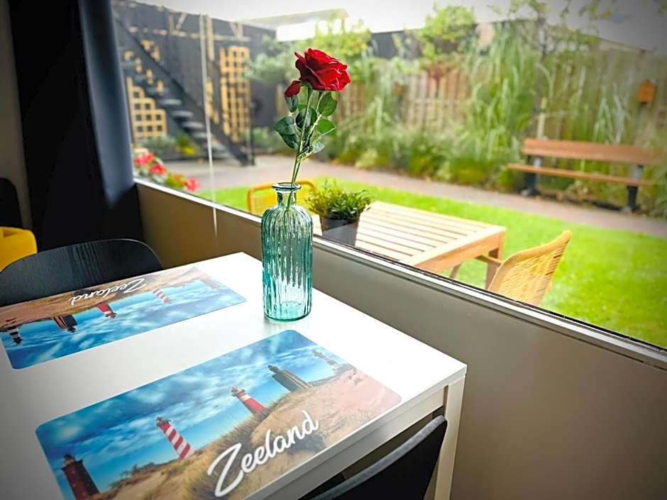 Flamingo Studio's Zeeland