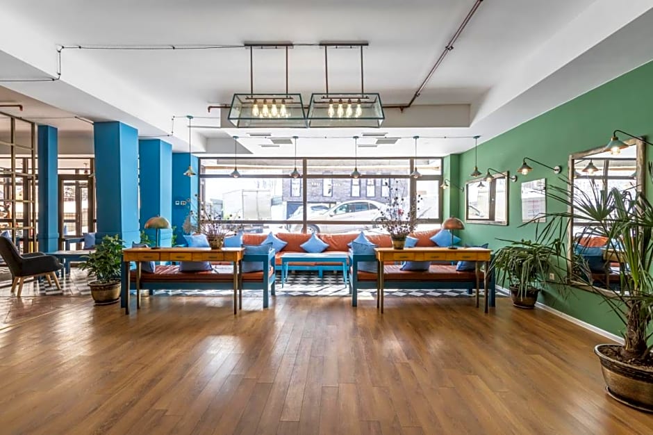 Raimond Palace Hotel