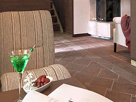 Junior Suite with Lake View