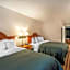 Quality Inn & Suites At Tropicana Field
