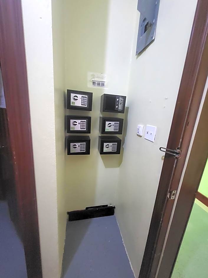 Caye Caulker Plaza Hotel