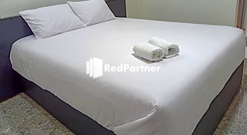 Hotel Trikatu Kendal near Taman Kota Weleri Mitra RedDoorz