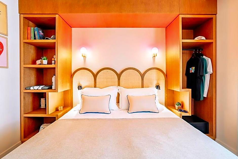 RockyPop Marseille Hotel