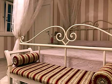 Deluxe Double Room with Shower