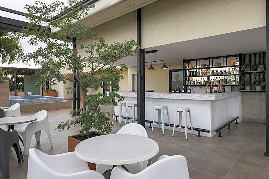 Hilton Garden Inn Cali Ciudad Jardin