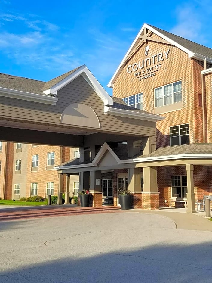 Country Inn & Suites by Radisson, Green Bay East, WI
