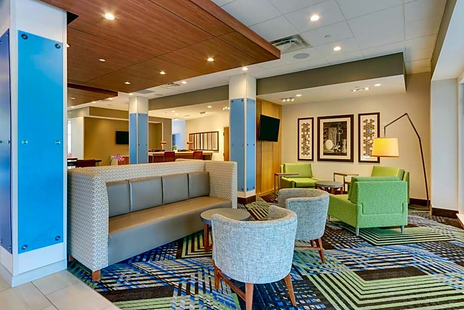 Holiday Inn Express Wilmington - Porters Neck By IHG