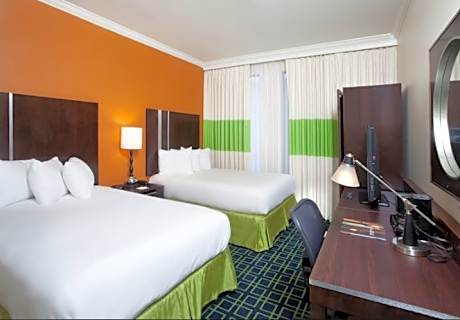 Double Room with Two Double Beds - Disability Access