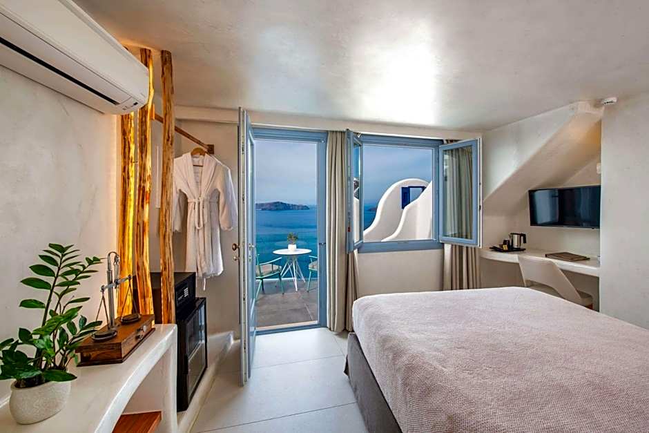 Athina Luxury Suites