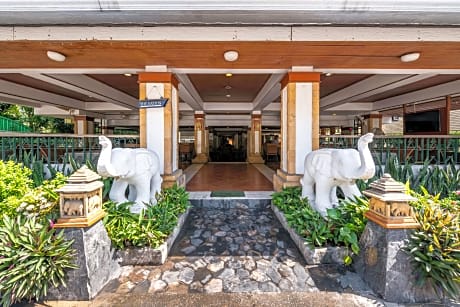 Royal Ivory Sukhumvit Nana by Compass Hospitality