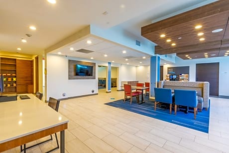 Holiday Inn Express Anaheim West By IHG