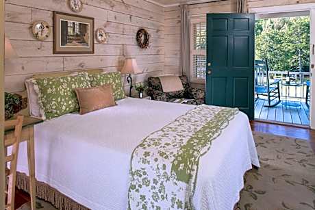 Glen-Ella Springs Hotel & Restaurant