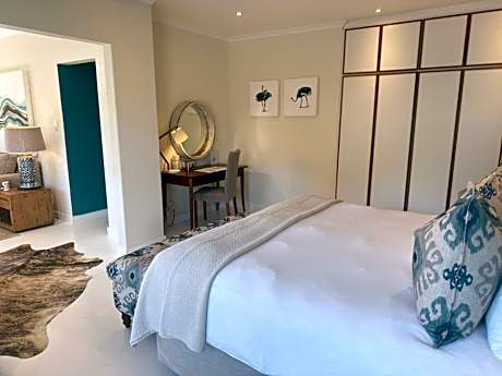 Superior King Suite