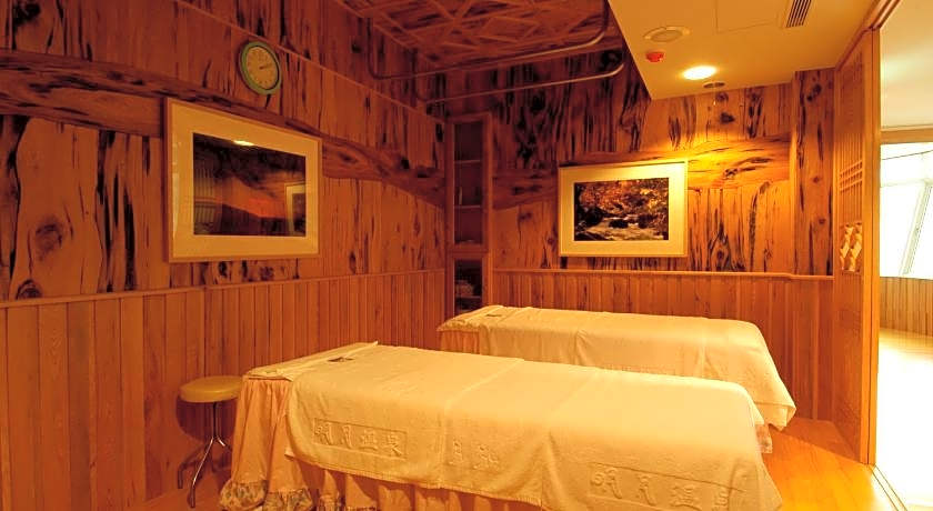 Fullmoon Spa