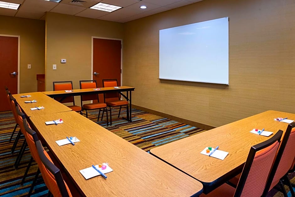 Fairfield Inn & Suites by Marriott Greensboro Wendover