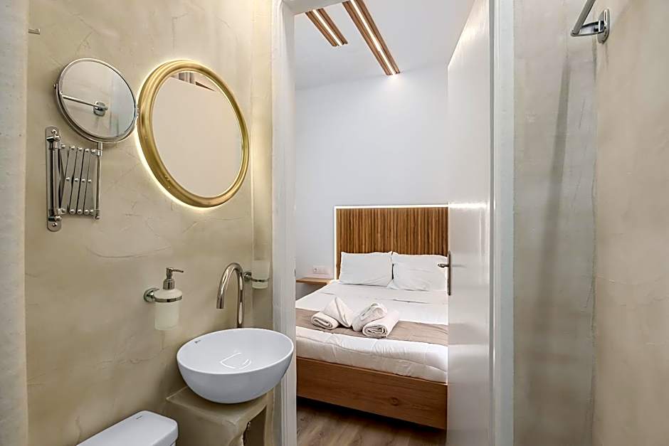 Vincenzo Harmony II- Rethymno old town