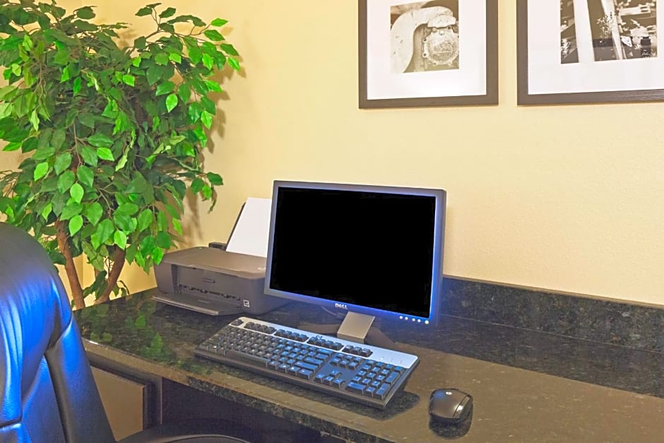 Country Inn & Suites by Radisson Kenosha - Pleasant Prairie
