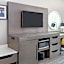 Hampton Inn & Suites Kansas City-Country Club Plaza