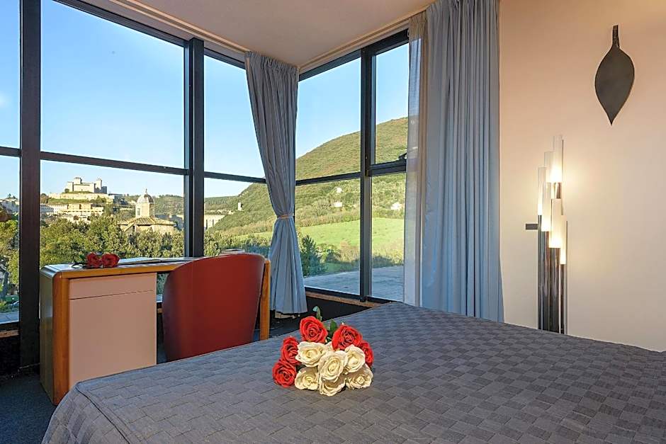 Albornoz Palace Hotel