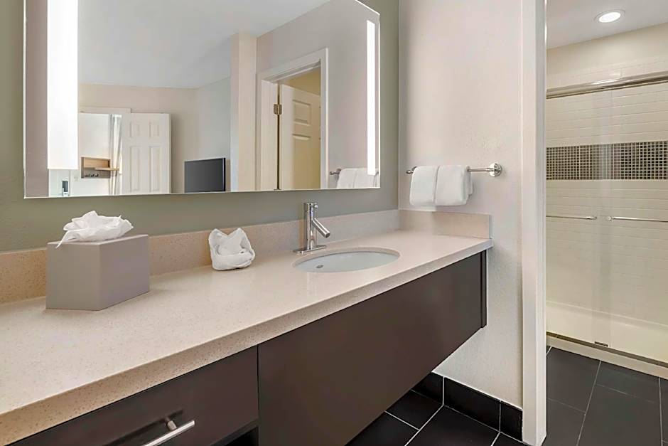 Sonesta ES Suites Dulles Airport