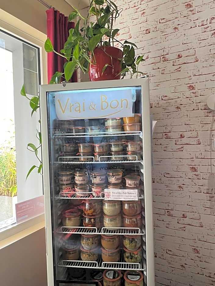 Le Crist'Al, hôtel climatisé, front de mer, proche du centre ville, et solution de restauration