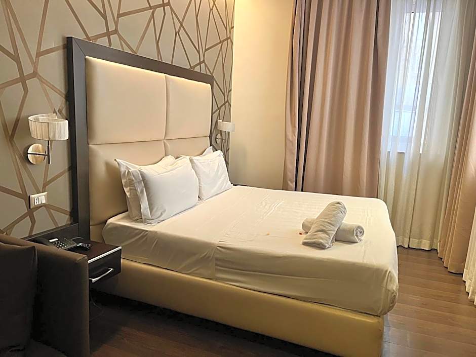 Catone District Hotel