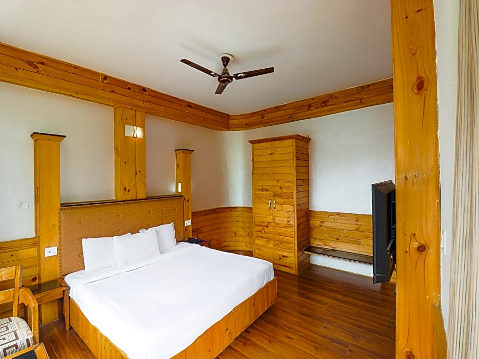 The Byke Neelkanth Hotel