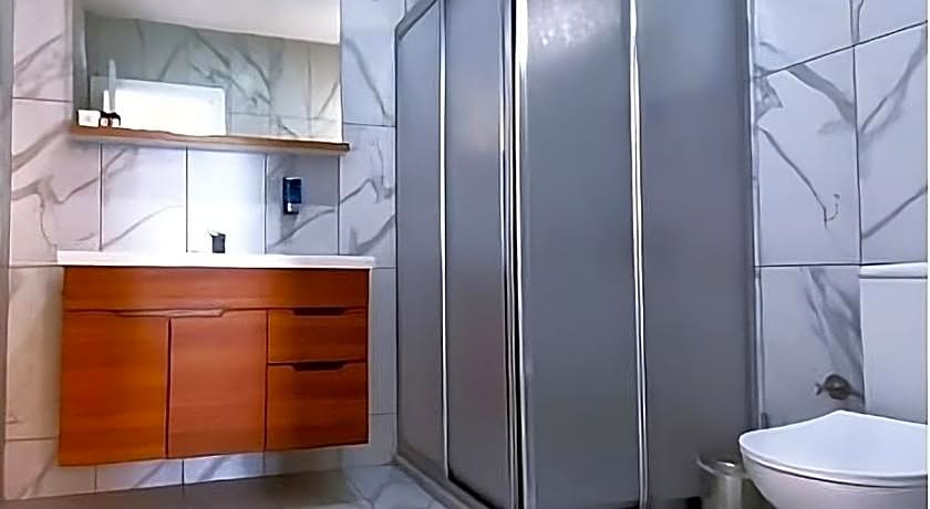 Taksim Leon’s Hotel