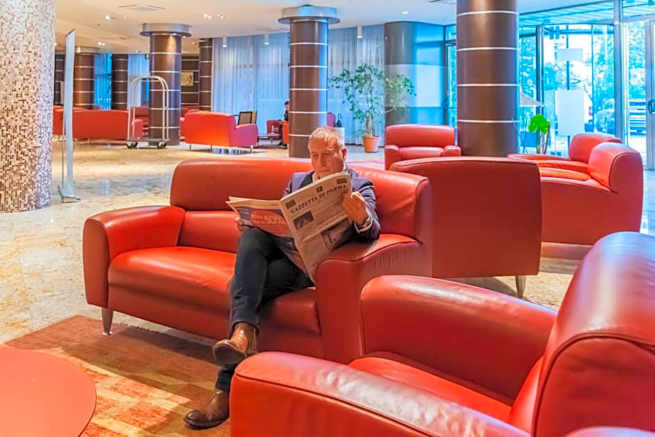 Dado Hotel International