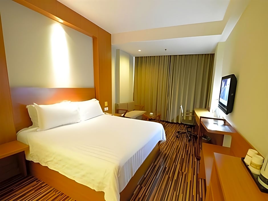 Jinjiang Inn Style Taiyuan Grand South Gate Metro Station