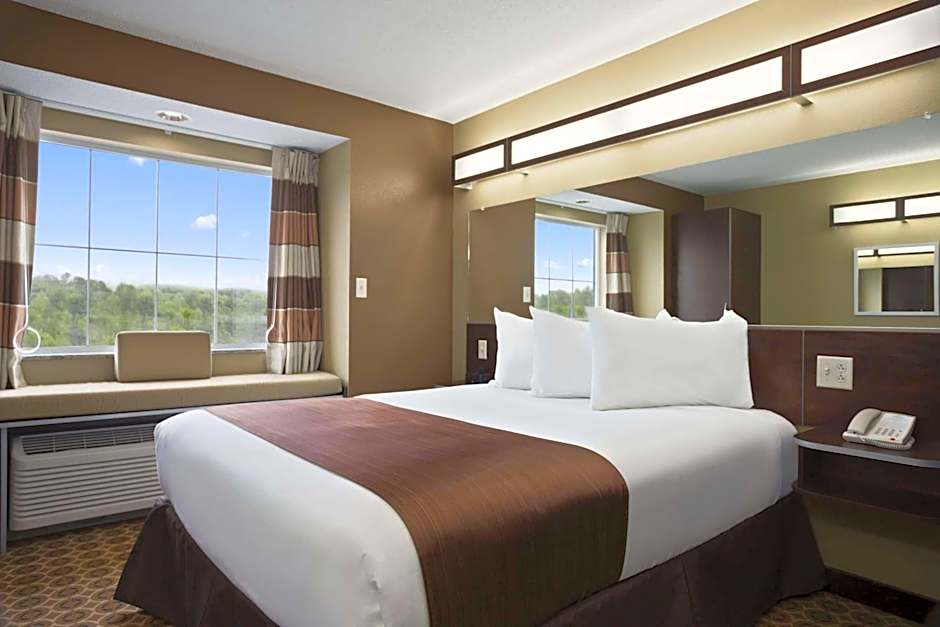 Sonesta Essential Fairmont