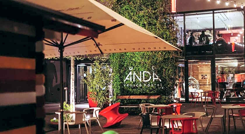 Anda Venice