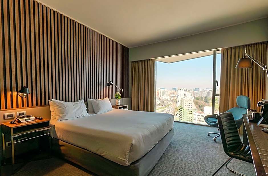 DoubleTree by Hilton Santiago Kennedy