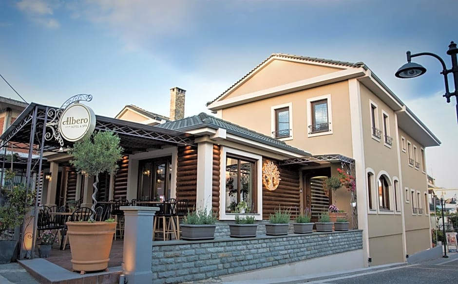 Álbero Hotel