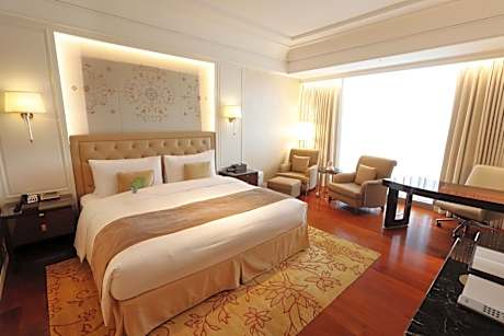 Okura King Room