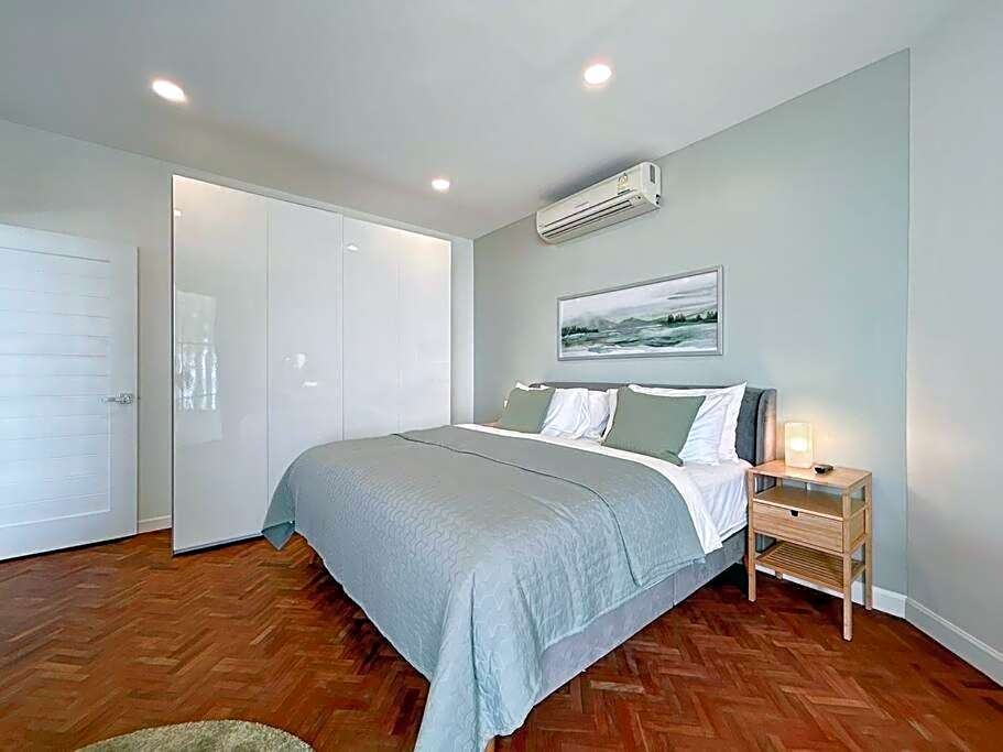 Seaview 2 bed in the heart of Hua Hin - BP2