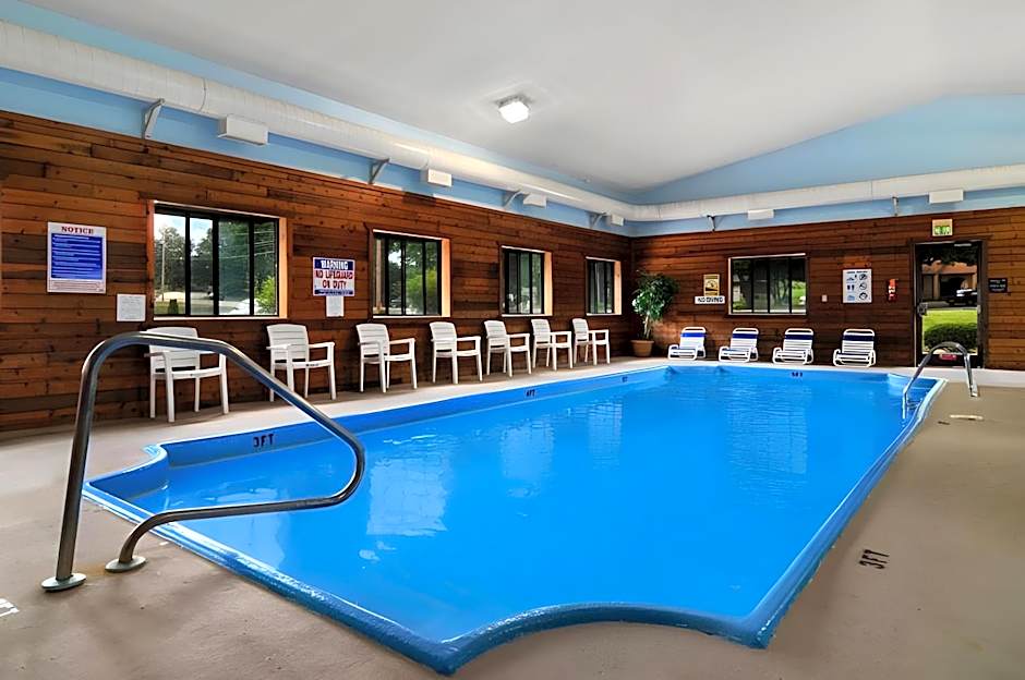 Super 8 by Wyndham Paris