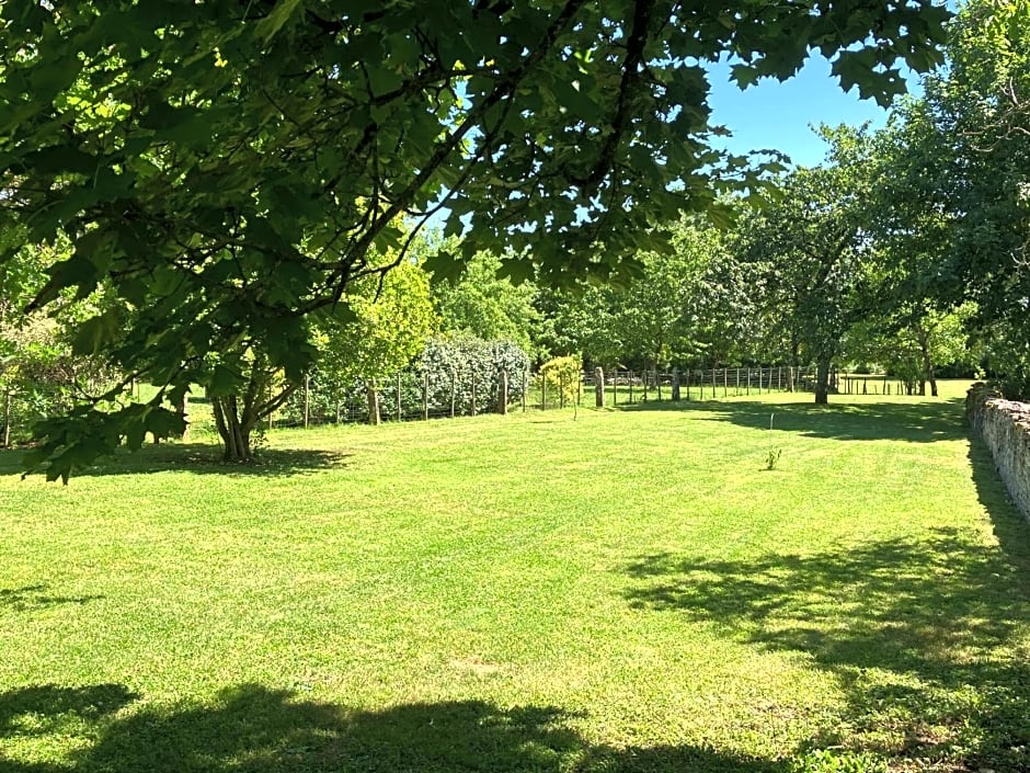 Le Clos De Quintaine Chambres d'Hôtes