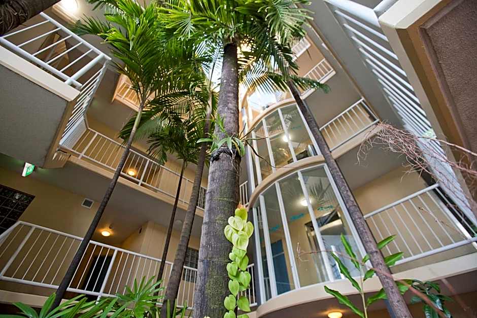 Inn Cairns Boutique Apartments