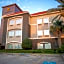 La Quinta Inn & Suites by Wyndham Houston - Normandy