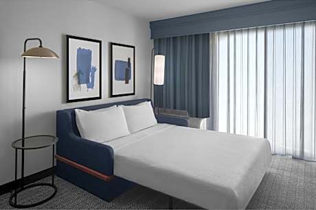 Extended King Suite, 1 Bedroom Hospitality Suite