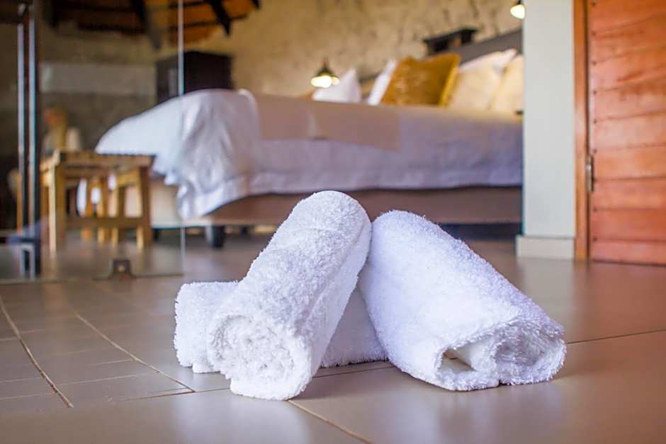 Leopard Mountain Safari Lodge